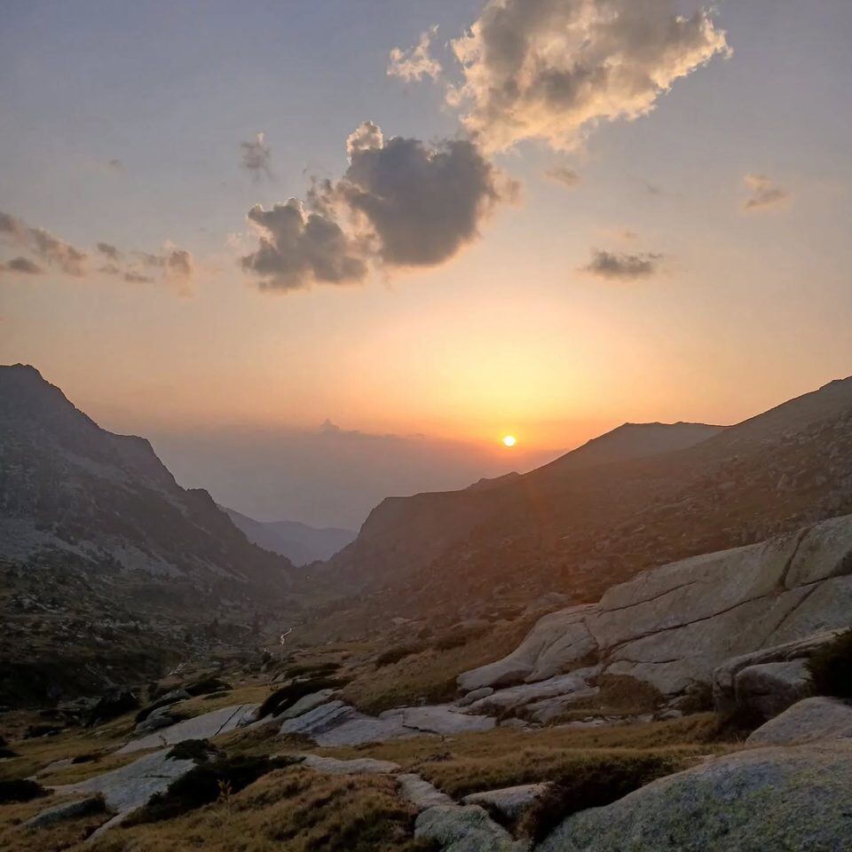 Sunset high above Ivan Vazov hut